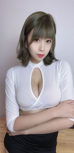 芳草电影免费观看2023年上映_1080P天堂在线